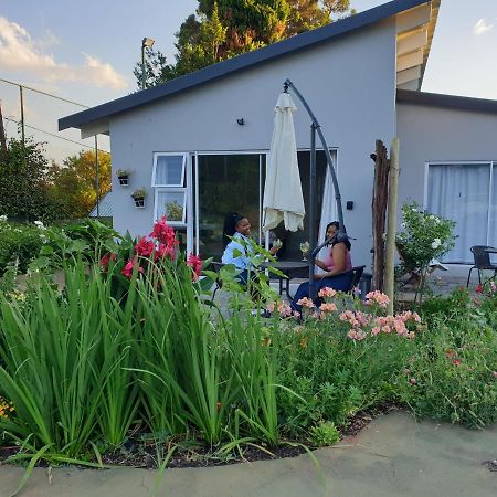 Pine Park Garden Cottages Johannesburg Exteriér fotografie