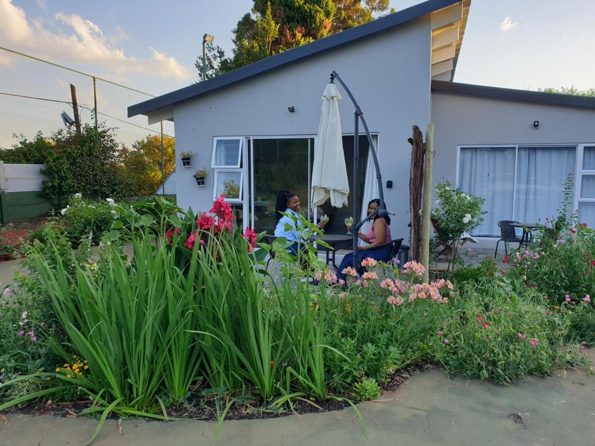 Pine Park Garden Cottages Johannesburg Exteriér fotografie